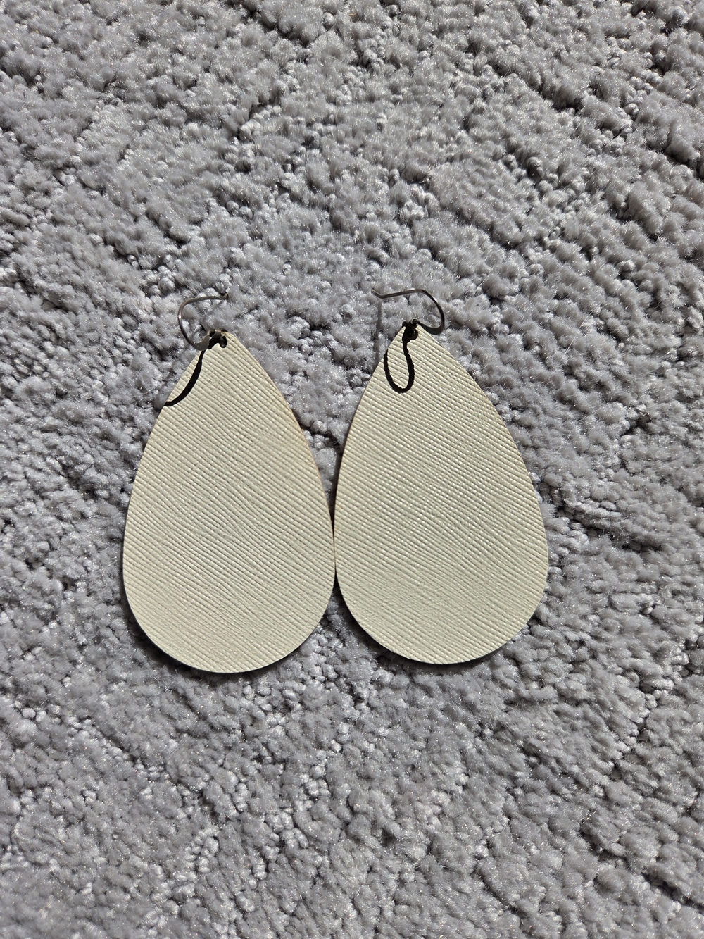 Cream Teardrop Leatherette Earrings